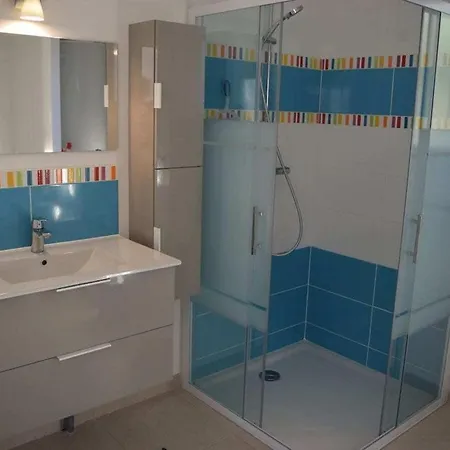 With 2 Bedrooms 度假居